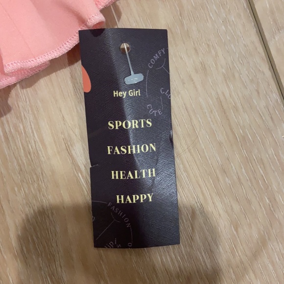 light baby pink tennis skirt! new with tags! amazon brand. - Picture 4 of 7